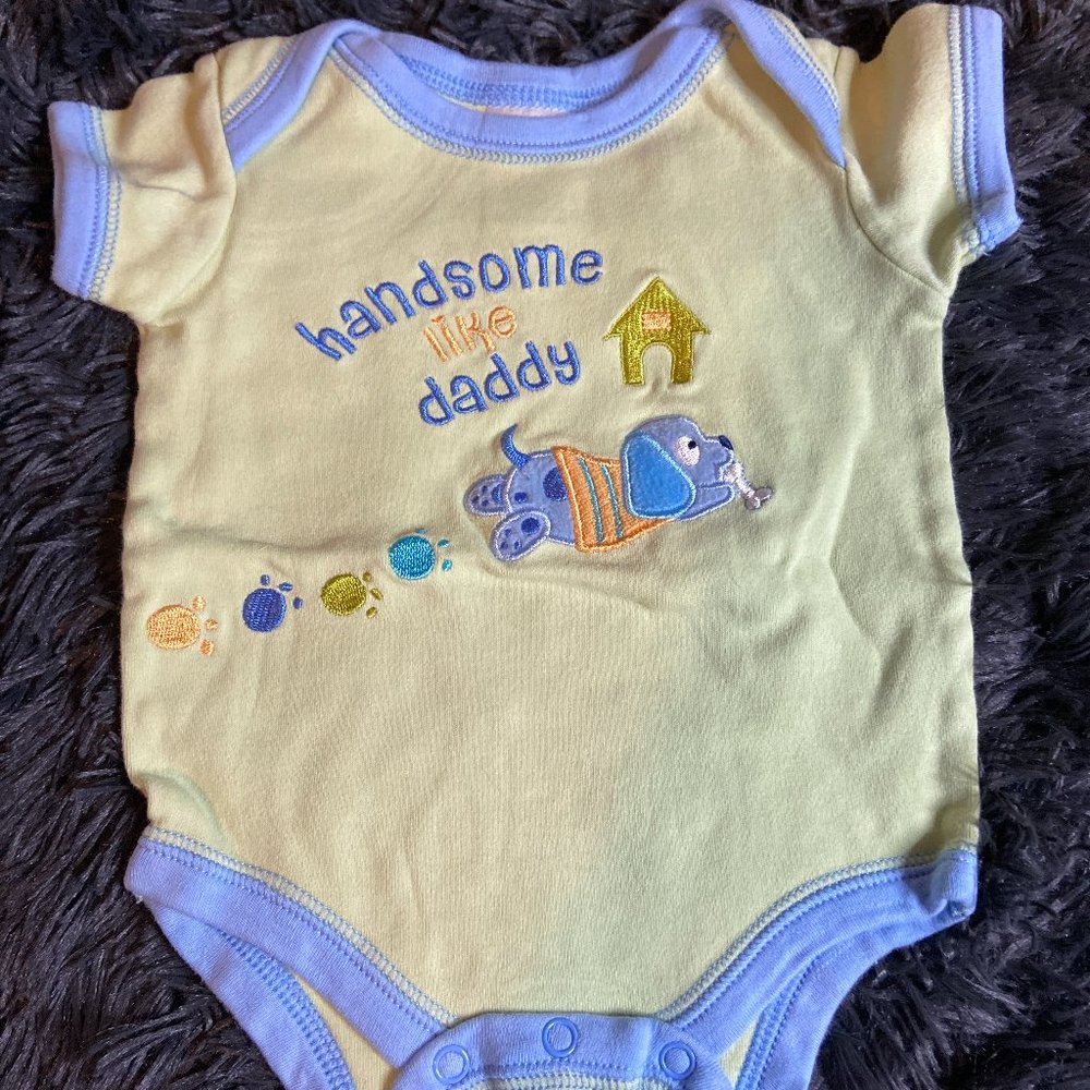 ⭐️10/$10 Baby Essentials Onesie 3m